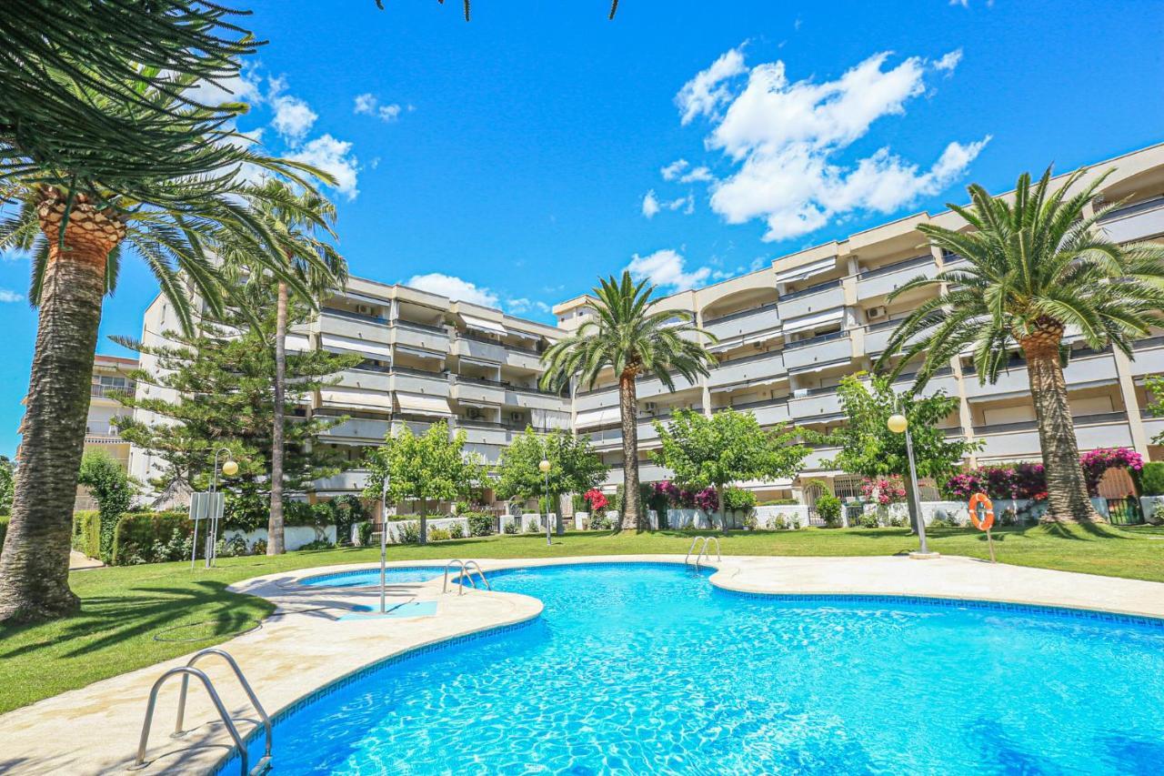 カンブリルスRegata Litoral Costa Dorada - Only Familiesアパートメント エクステリア 写真