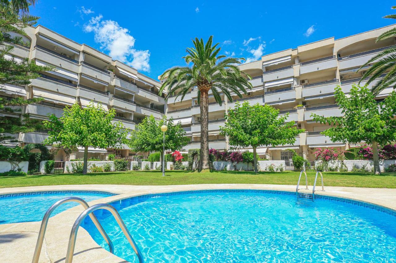 カンブリルスRegata Litoral Costa Dorada - Only Familiesアパートメント エクステリア 写真