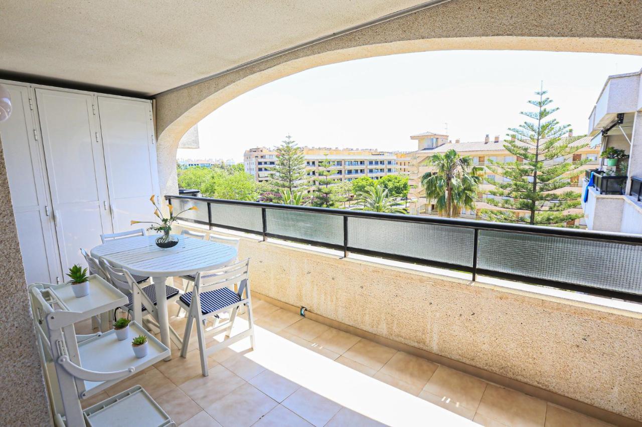 カンブリルスRegata Litoral Costa Dorada - Only Familiesアパートメント エクステリア 写真